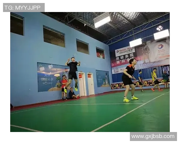 广州羽毛球队以73分稳居大师赛积分榜首位展现强劲实力